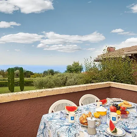 Blue View - Casetto - Regarda Travel