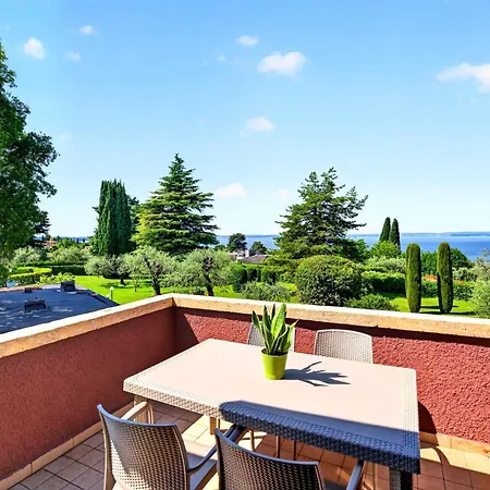Blue View - Casetto - Regarda Travel