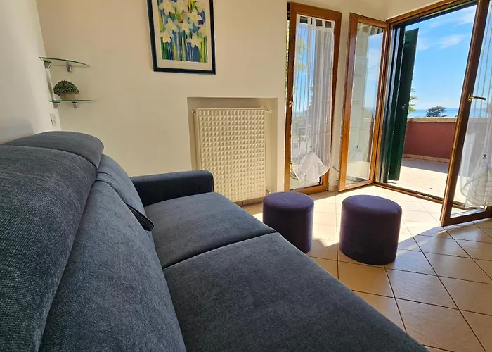 Blue View - Casetto - Regarda Travel * Bardolino